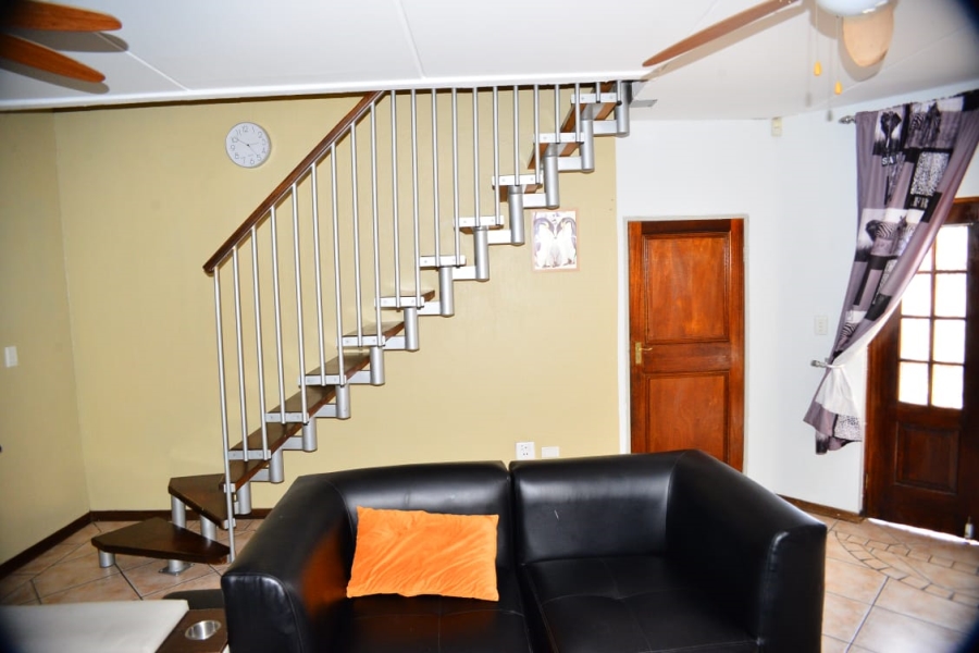 3 Bedroom Property for Sale in Safari Gardens North West